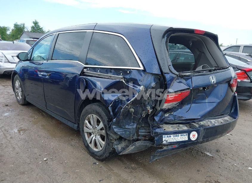 Photo 3 of 2015 Honda Odyssey EX (VIN 5FNRL5H41FB058521)