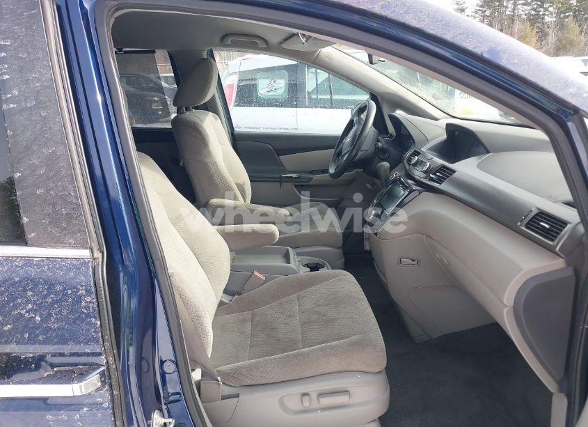 Photo 5 of 2015 Honda Odyssey EX (VIN 5FNRL5H41FB101738)