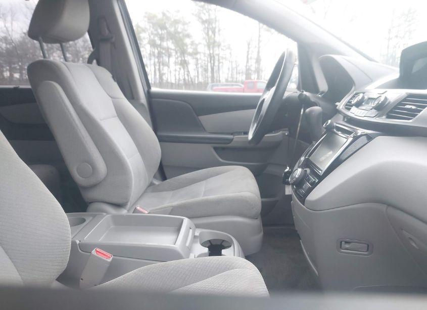 Photo 5 of 2016 Honda Odyssey EX (VIN 5FNRL5H41GB019994)