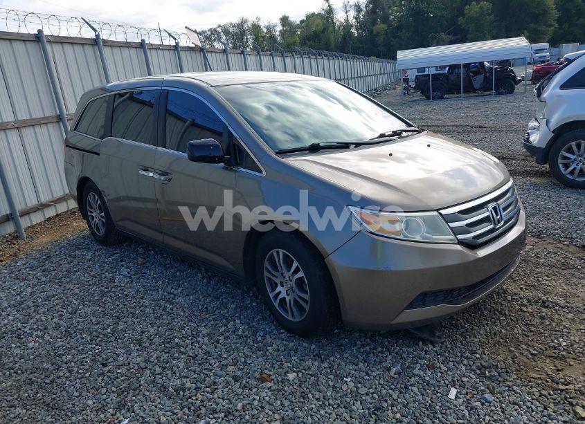 2011 Honda Odyssey EX (VIN 5FNRL5H42BB062846) main photo