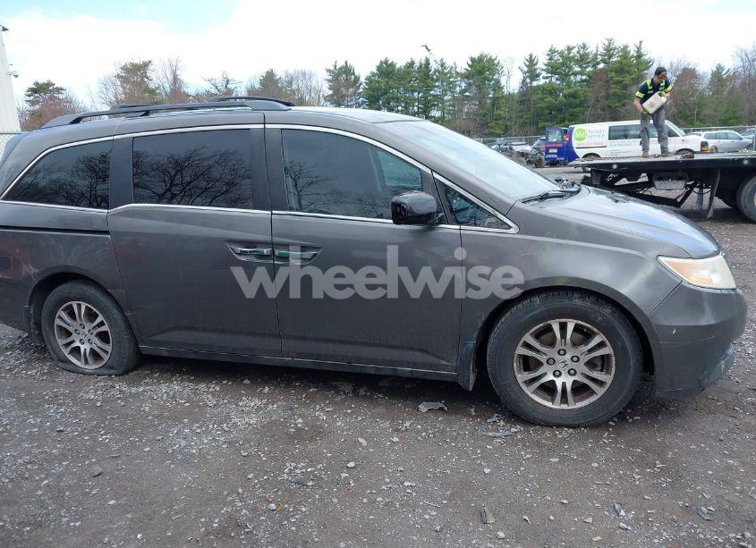 Photo 13 of 2012 Honda Odyssey EX (VIN 5FNRL5H42CB086159)