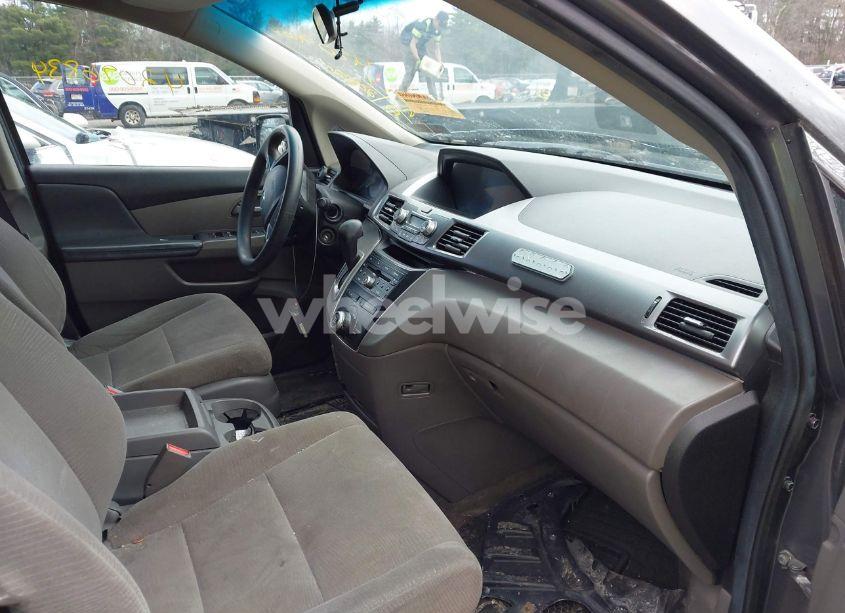 Photo 5 of 2012 Honda Odyssey EX (VIN 5FNRL5H42CB086159)