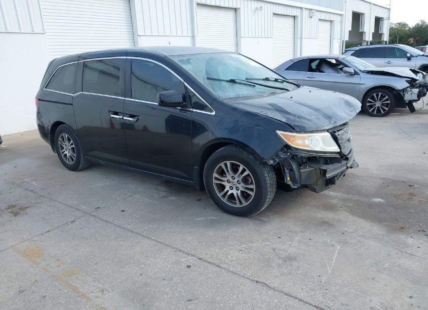 2013 Honda Odyssey EX (VIN 5FNRL5H42DB072845) main photo