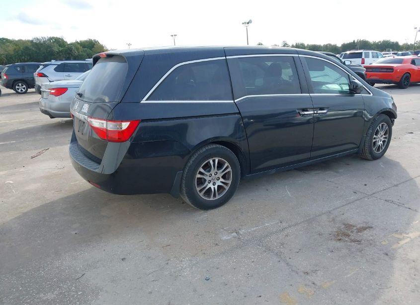 Photo 4 of 2013 Honda Odyssey EX (VIN 5FNRL5H42DB072845)