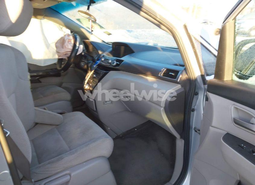 Photo 5 of 2013 Honda Odyssey EX (VIN 5FNRL5H42DB079438)