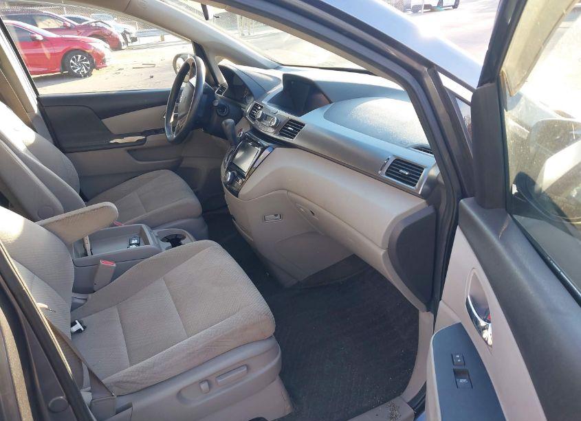 Photo 5 of 2014 Honda Odyssey EX (VIN 5FNRL5H42EB038955)