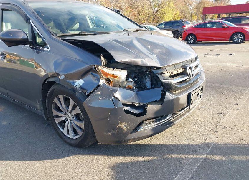Photo 6 of 2014 Honda Odyssey EX (VIN 5FNRL5H42EB038955)