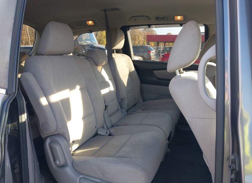 Photo 8 of 2014 Honda Odyssey EX (VIN 5FNRL5H42EB038955)