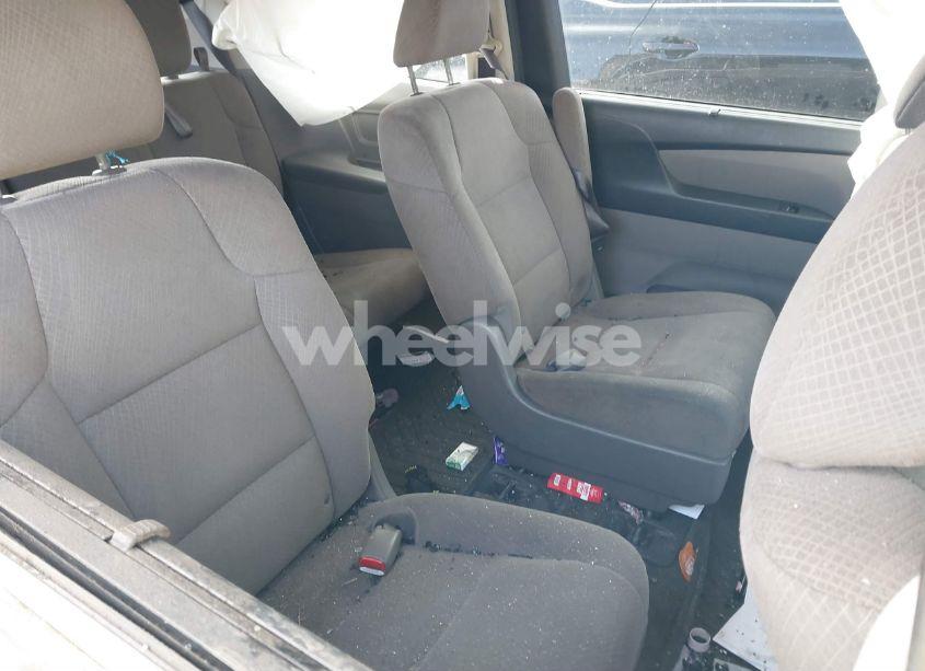 Photo 8 of 2014 Honda Odyssey EX (VIN 5FNRL5H42EB112097)