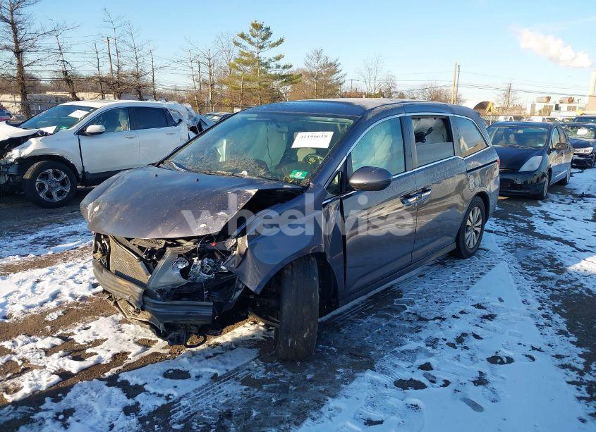 Photo 2 of 2014 Honda Odyssey EX (VIN 5FNRL5H42EB112892)