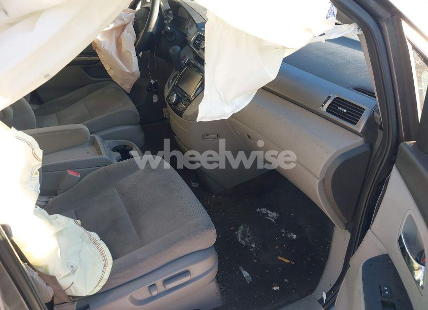 Photo 5 of 2014 Honda Odyssey EX (VIN 5FNRL5H42EB112892)