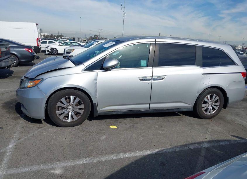 Photo 14 of 2015 Honda Odyssey EX (VIN 5FNRL5H42FB071679)
