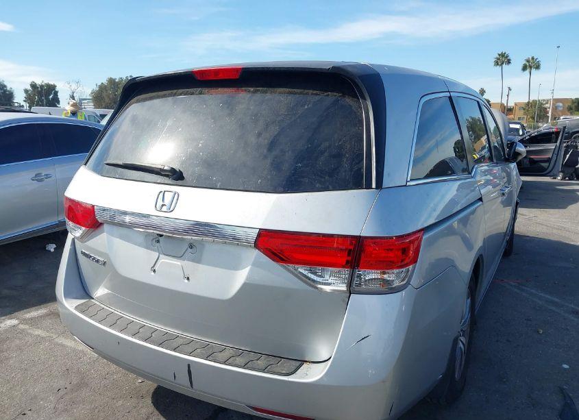 Photo 4 of 2015 Honda Odyssey EX (VIN 5FNRL5H42FB071679)