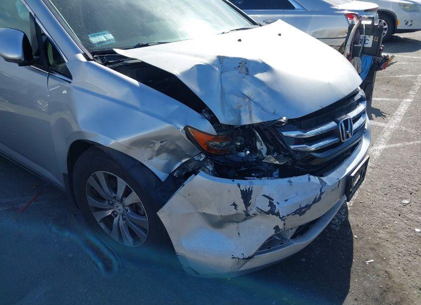 Photo 6 of 2015 Honda Odyssey EX (VIN 5FNRL5H42FB071679)