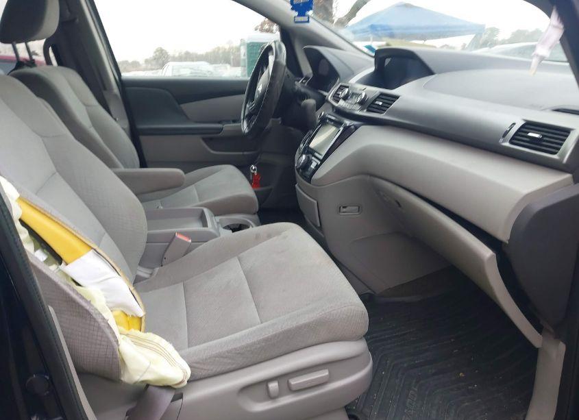 Photo 5 of 2015 Honda Odyssey EX (VIN 5FNRL5H42FB092127)