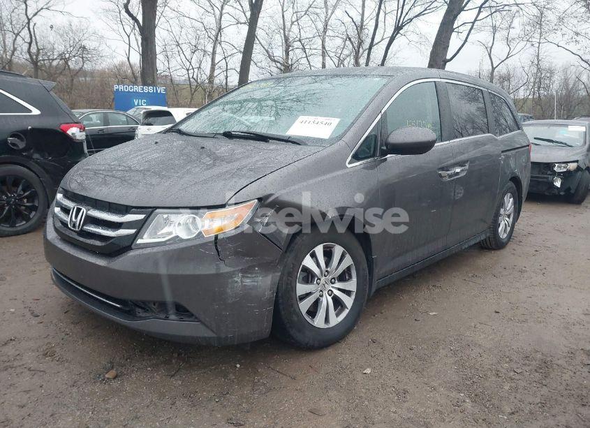 Photo 2 of 2015 Honda Odyssey EX (VIN 5FNRL5H42FB098560)