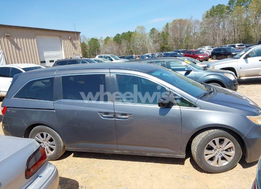 Photo 13 of 2011 Honda Odyssey EX (VIN 5FNRL5H43BB069014)