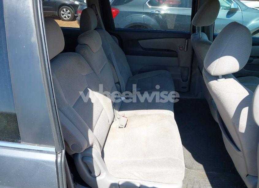 Photo 8 of 2011 Honda Odyssey EX (VIN 5FNRL5H43BB069014)