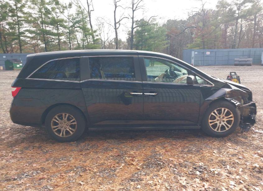 Photo 13 of 2011 Honda Odyssey EX (VIN 5FNRL5H43BB100990)