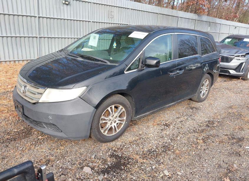 Photo 2 of 2011 Honda Odyssey EX (VIN 5FNRL5H43BB100990)