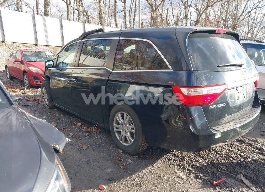 Photo 3 of 2013 Honda Odyssey EX (VIN 5FNRL5H43DB041586)