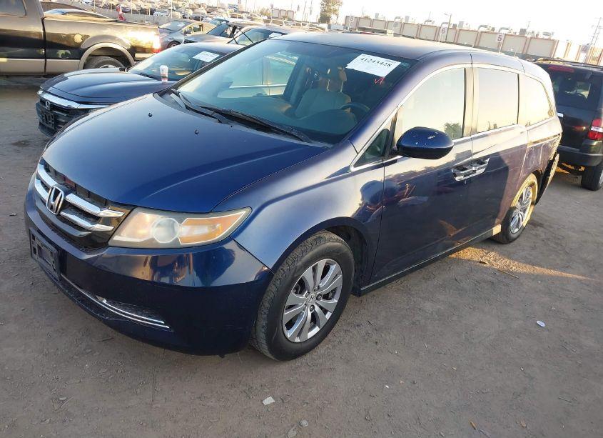 Photo 2 of 2014 Honda Odyssey EX (VIN 5FNRL5H43EB067350)