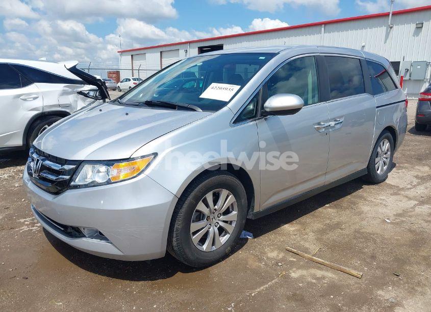 Photo 2 of 2014 Honda Odyssey EX (VIN 5FNRL5H43EB076307)