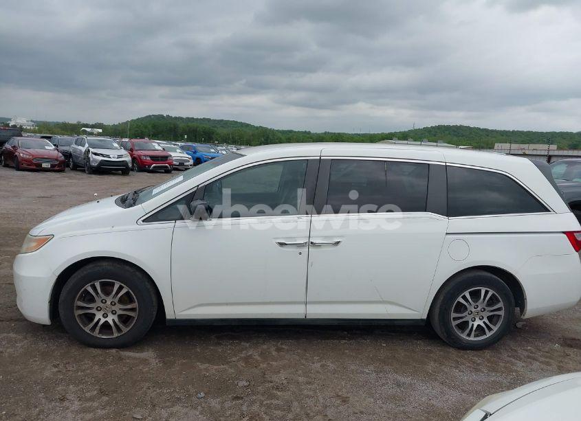 Photo 15 of 2011 Honda Odyssey EX (VIN 5FNRL5H44BB001014)