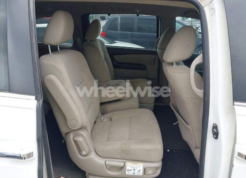 Photo 8 of 2011 Honda Odyssey EX (VIN 5FNRL5H44BB001014)
