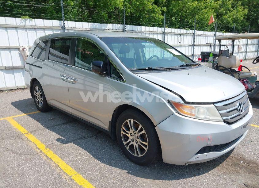 2011 Honda Odyssey EX (VIN 5FNRL5H44BB004530) main photo
