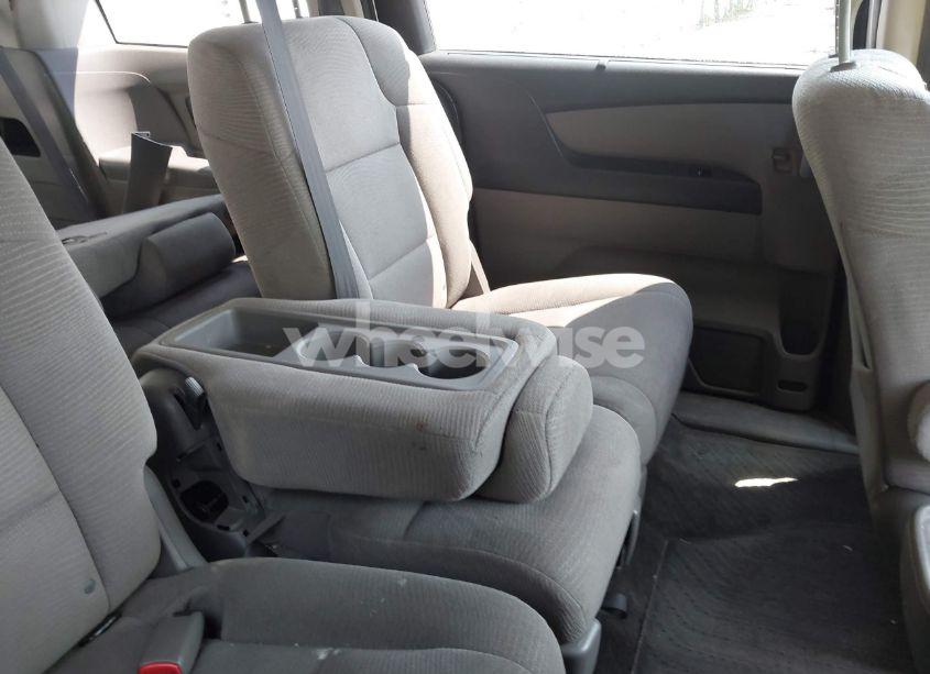 Photo 8 of 2011 Honda Odyssey EX (VIN 5FNRL5H44BB004530)