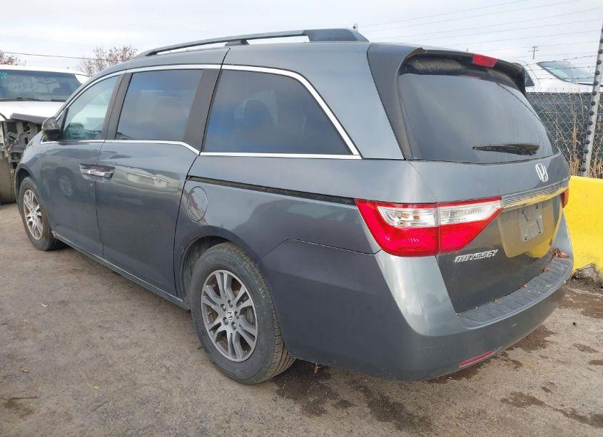 Photo 3 of 2011 Honda Odyssey EX (VIN 5FNRL5H44BB034904)