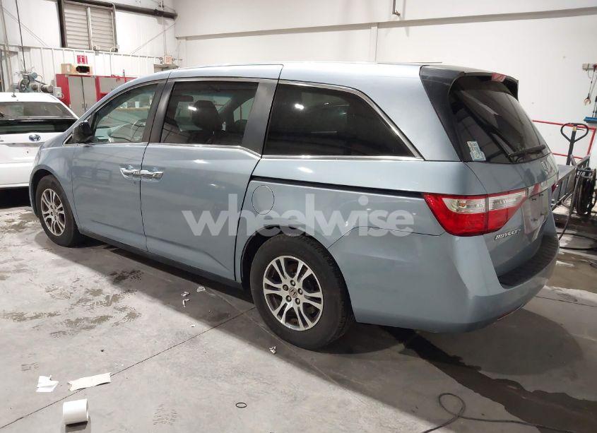 Photo 3 of 2011 Honda Odyssey EX (VIN 5FNRL5H44BB051539)