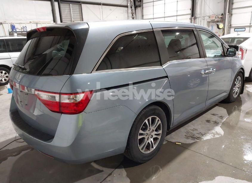 Photo 4 of 2011 Honda Odyssey EX (VIN 5FNRL5H44BB051539)