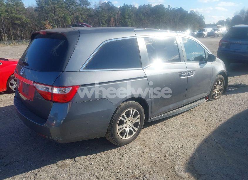 Photo 4 of 2011 Honda Odyssey EX (VIN 5FNRL5H44BB101274)