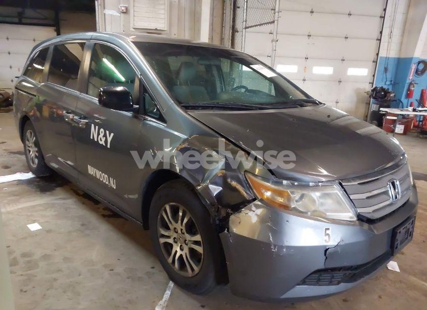 2012 Honda Odyssey EX (VIN 5FNRL5H44CB043443) main photo