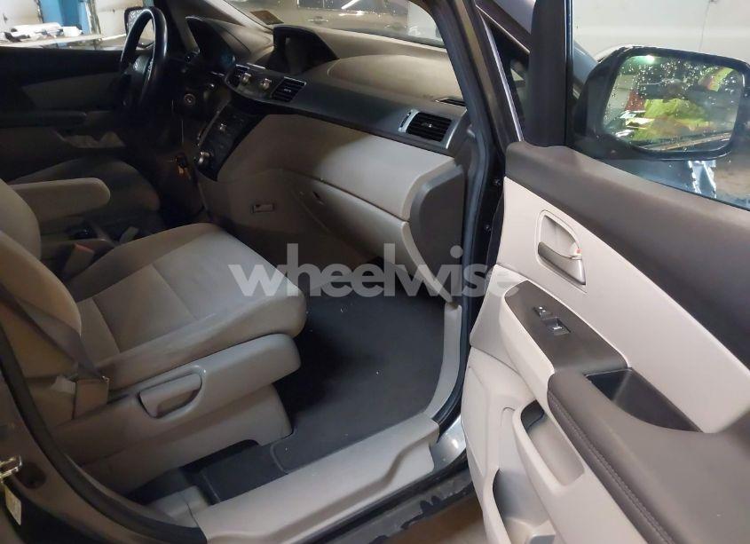 Photo 5 of 2012 Honda Odyssey EX (VIN 5FNRL5H44CB043443)