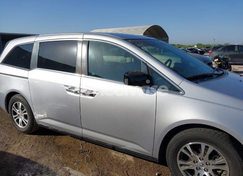 Photo 13 of 2012 Honda Odyssey EX (VIN 5FNRL5H44CB104919)