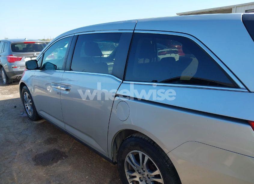 Photo 14 of 2012 Honda Odyssey EX (VIN 5FNRL5H44CB104919)