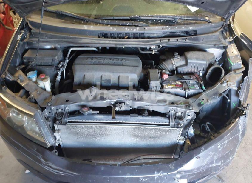 Photo 10 of 2015 Honda Odyssey EX (VIN 5FNRL5H44FB002475)