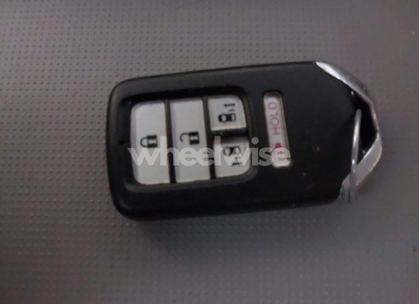 Photo 11 of 2015 Honda Odyssey EX (VIN 5FNRL5H44FB002475)