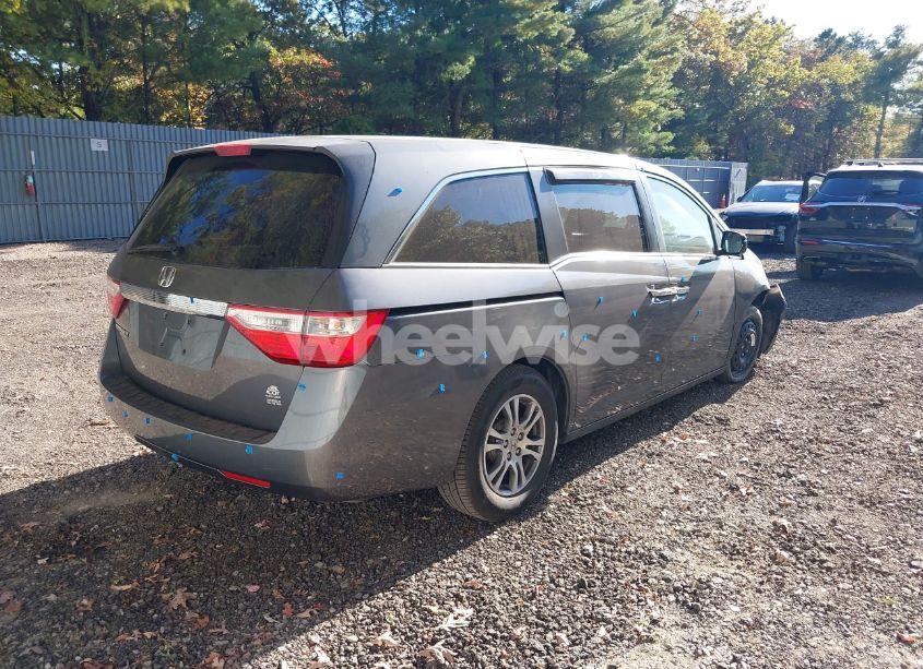 Photo 4 of 2011 Honda Odyssey EX (VIN 5FNRL5H45BB094898)