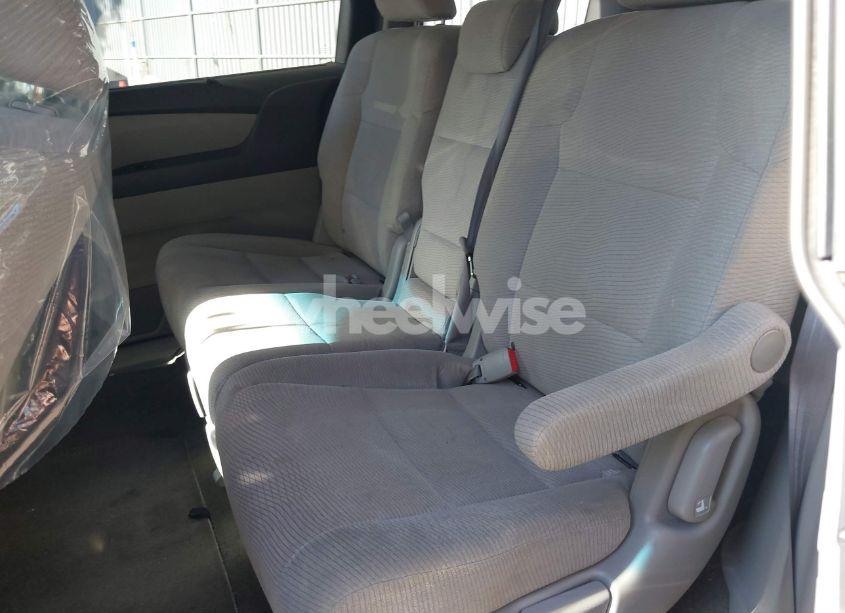 Photo 8 of 2011 Honda Odyssey EX (VIN 5FNRL5H45BB094898)