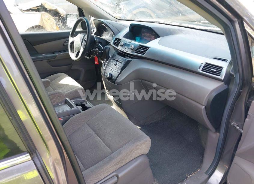 Photo 5 of 2012 Honda Odyssey EX (VIN 5FNRL5H45CB081800)