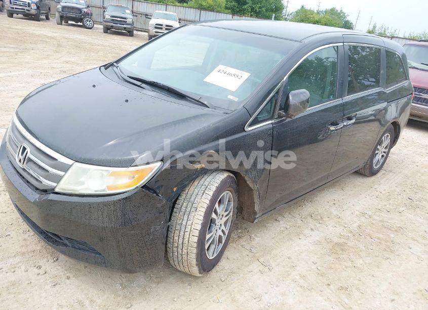 Photo 2 of 2012 Honda Odyssey EX (VIN 5FNRL5H45CB133832)