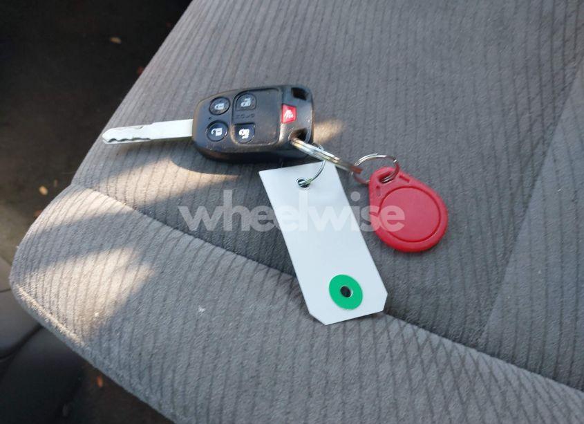 Photo 11 of 2012 Honda Odyssey EX (VIN 5FNRL5H45CB142031)