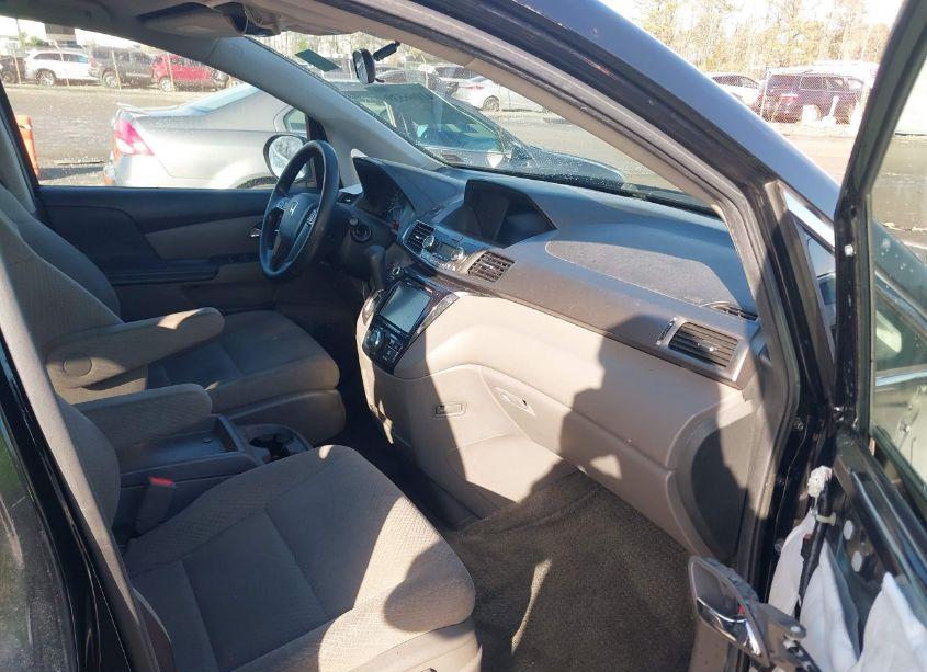 Photo 5 of 2014 Honda Odyssey EX (VIN 5FNRL5H45EB025312)