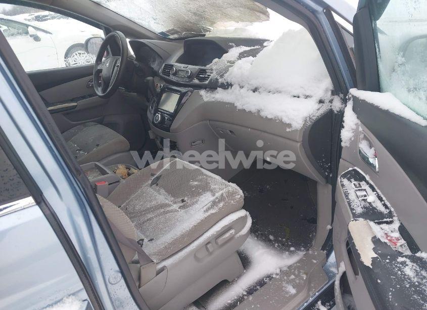 Photo 5 of 2014 Honda Odyssey EX (VIN 5FNRL5H45EB103829)