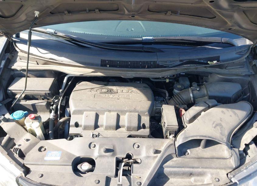 Photo 10 of 2015 Honda Odyssey EX (VIN 5FNRL5H45FB074754)