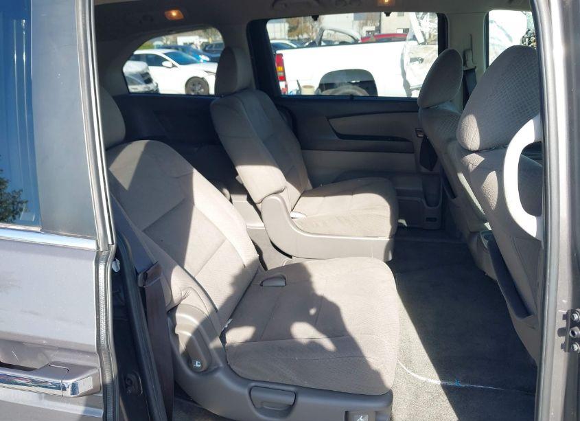 Photo 8 of 2015 Honda Odyssey EX (VIN 5FNRL5H45FB074754)